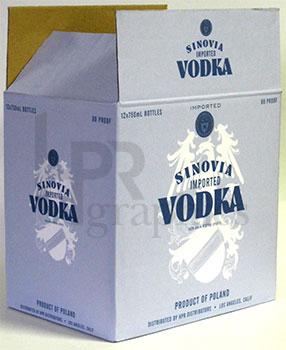 Liquor - Sinovia Vodka Box - 1960s